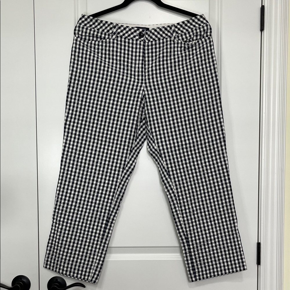 Lands' End Women's Navy and White Checkered Capris